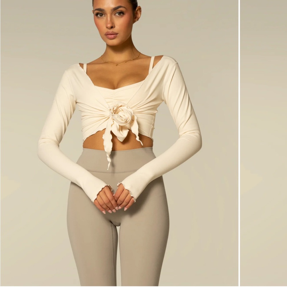 437 Wrap Top